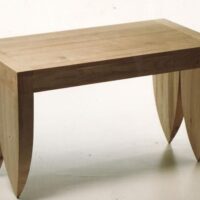 Vito Scamarcia bulbo - / scrivania in ciliegio massiccio due cassetti