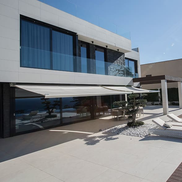 Bandalux tende da sole e pergole 2 Bandalux tende da sole e pergole