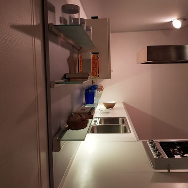 Cucina ad angolo moderna Planet Varenna